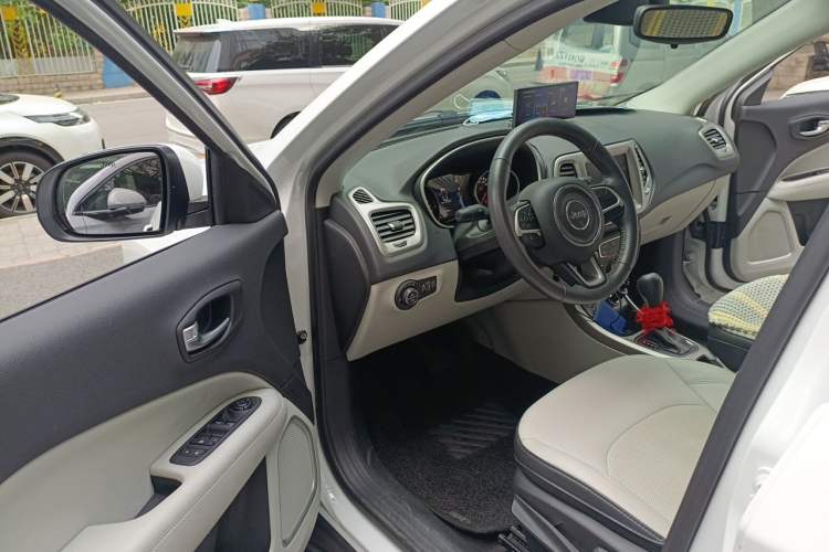 Used Jeep Compass 2017 200T Automatic Family Edition Driver Seat
