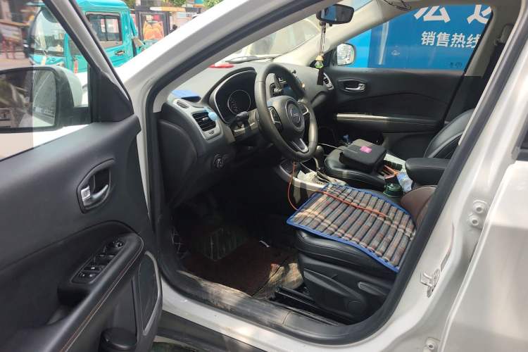 Used Jeep Compass 2017 200T Automatic Enjoyment Version Driver Seat