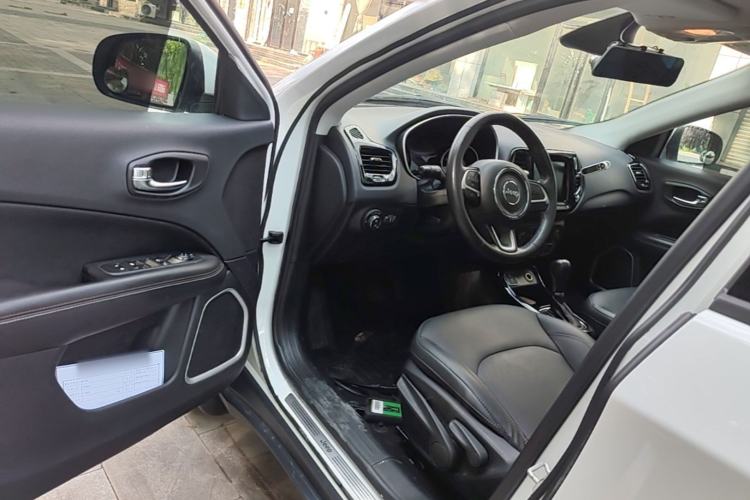 Used Jeep Compass 2017 200T Automatic Family Edition Driver Seat