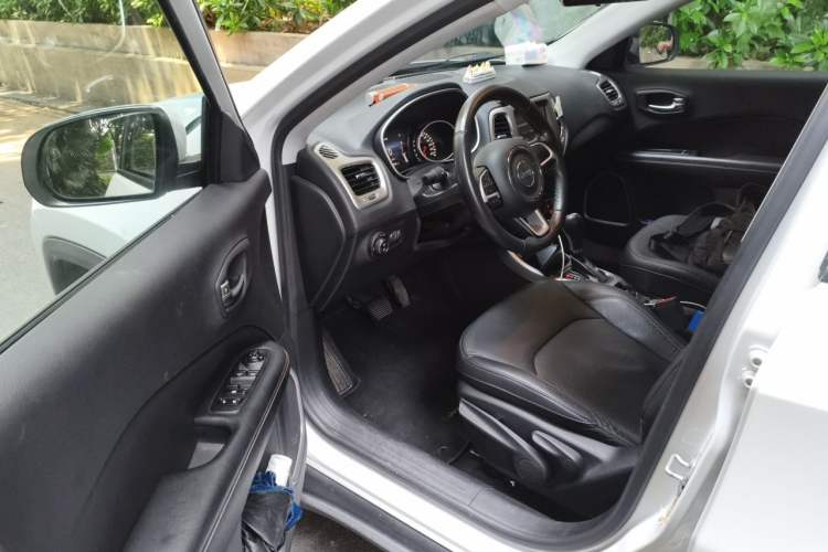 Used Jeep Compass 2017 200T Automatic Family Edition Driver Seat