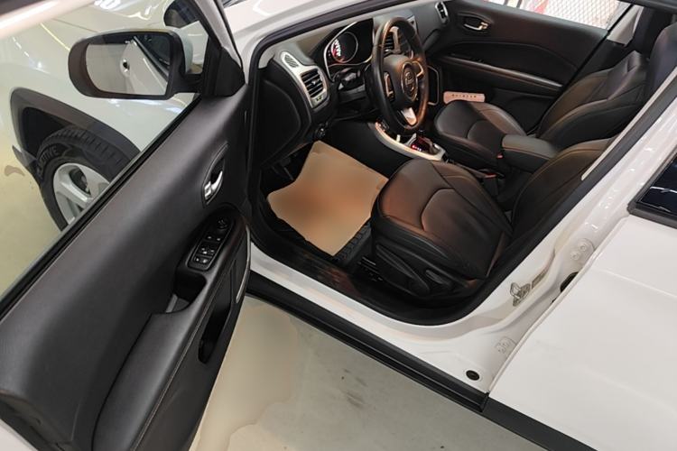 Used Jeep Compass 2017 200T Automatic Family Edition Driver Seat