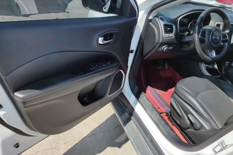 Used Jeep Compass 2017 200T Automatic Family Edition Driver Seat