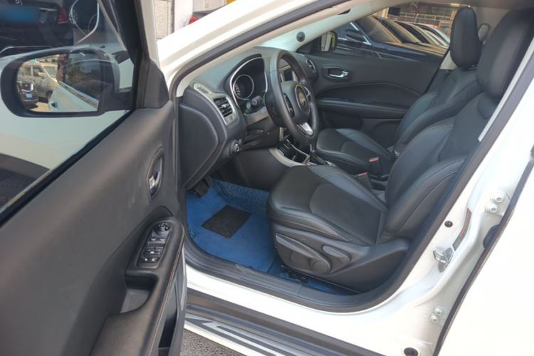 Used Jeep Compass 2017 200T Automatic Family Edition Driver Seat