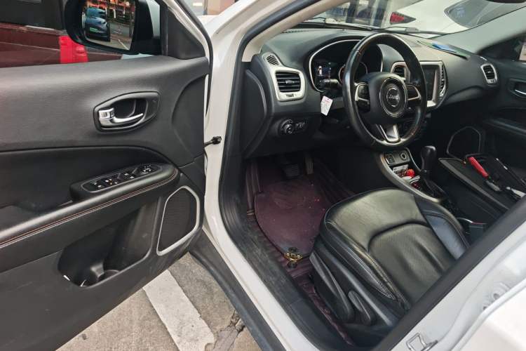 Used Jeep Compass 2017 200T Automatic Family Edition Driver Seat