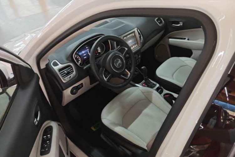 Used Jeep Compass 2017 200T Automatic Family Edition Driver Seat