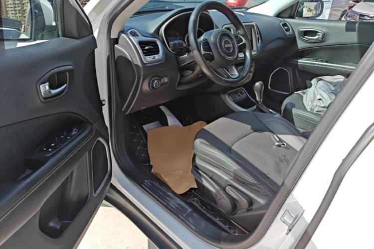 Used Jeep Compass 2017 200T Automatic Family Edition Driver Seat