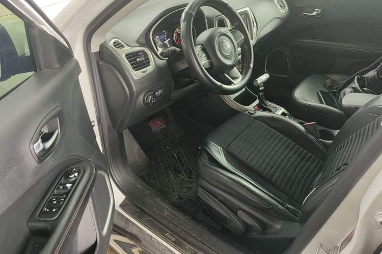 Used Jeep Compass 2017 200T Automatic Family Edition Driver Seat