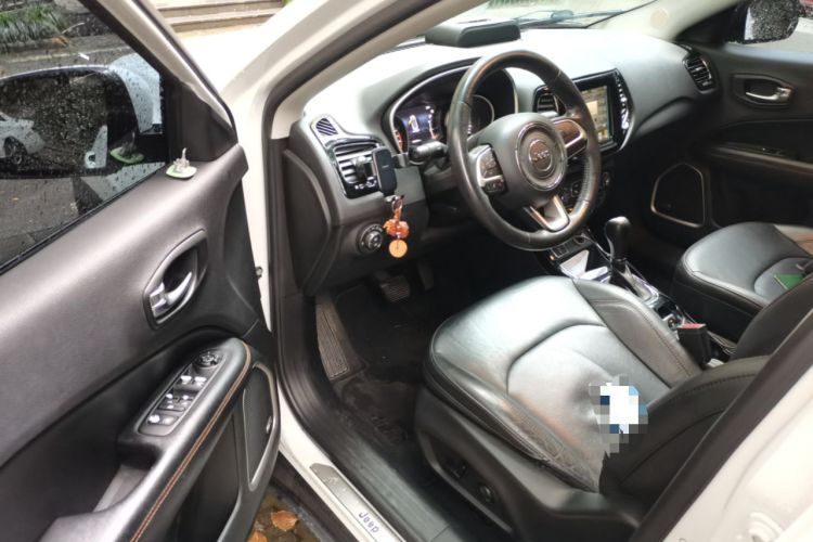 Used Jeep Compass 2017 200T Automatic Prestige Edition Driver Seat