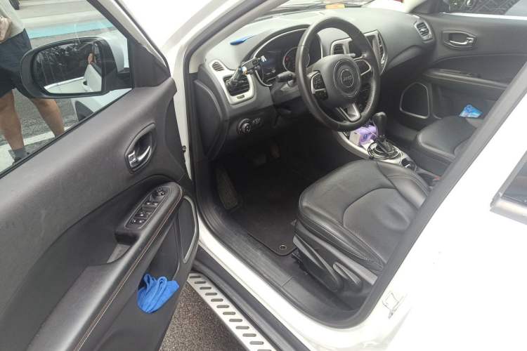 Used Jeep Compass 2017 200T Automatic Family Edition Driver Seat