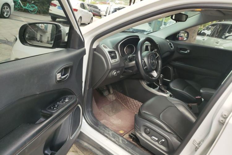 Used Jeep Compass 2017 200T Automatic Family Edition Driver Seat