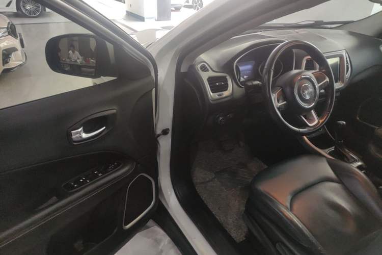 Used Jeep Compass 2017 200T Automatic Family Edition Driver Seat