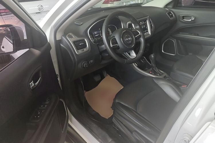 Used Jeep Compass 2017 200T Automatic Family Edition Driver Seat