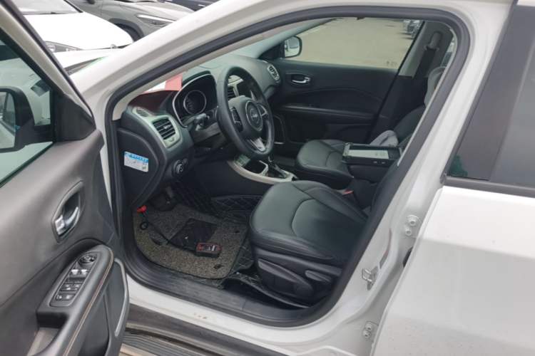 Used Jeep Compass 2017 200T Automatic Family Edition Driver Seat