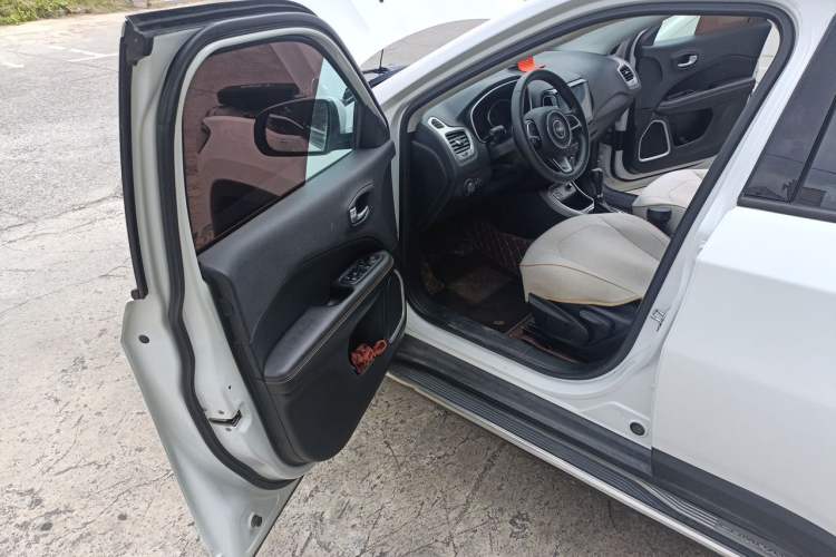 Used Jeep Compass 2017 200T Automatic Enjoyment Version Driver Seat