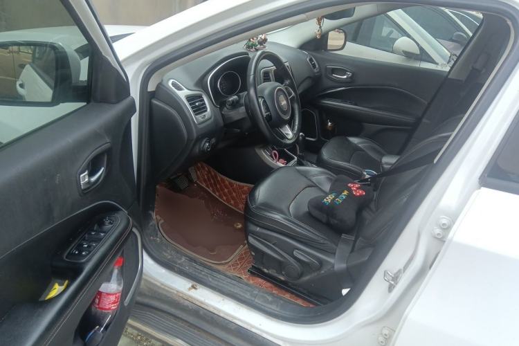 Used Jeep Compass 2017 200T Automatic Family Edition Driver Seat