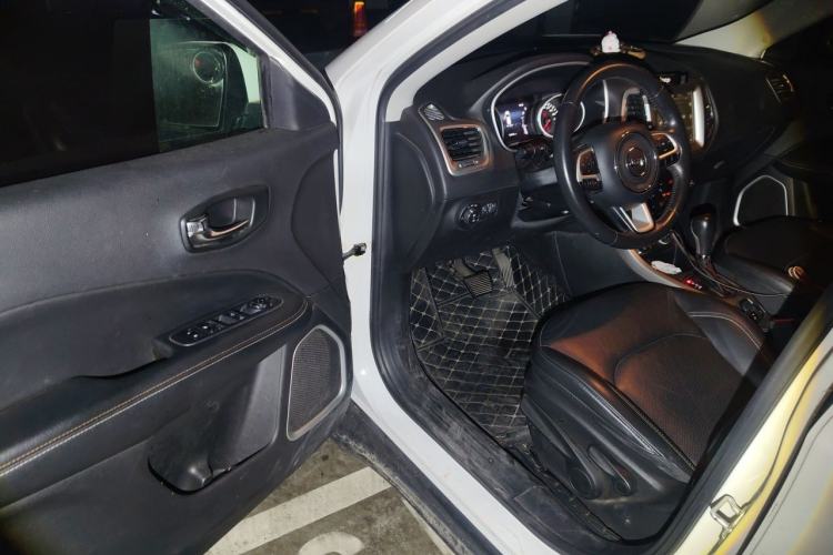 Used Jeep Compass 2017 200T Automatic Family Edition Driver Seat