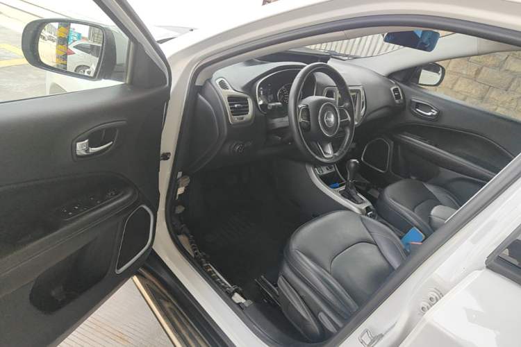 Used Jeep Compass 2017 200T Automatic Family Edition Driver Seat