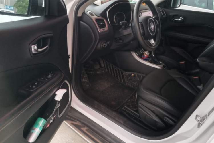 Used Jeep Compass 2017 200T Automatic Enjoyment Version Driver Seat