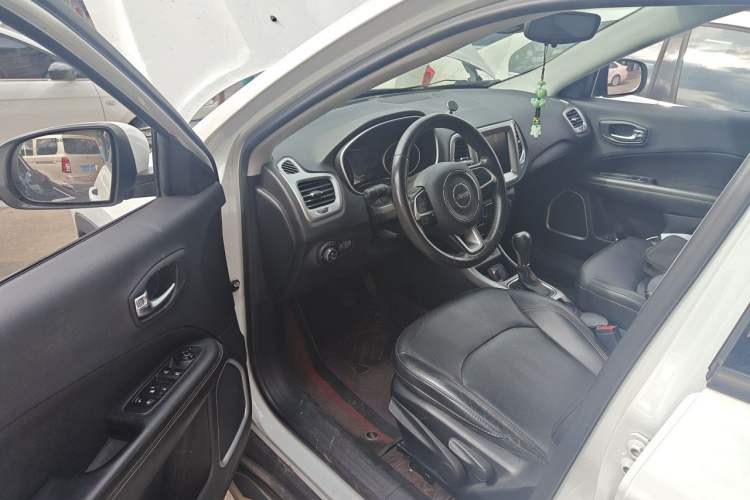 Used Jeep Compass 2017 200T Automatic Family Edition Driver Seat