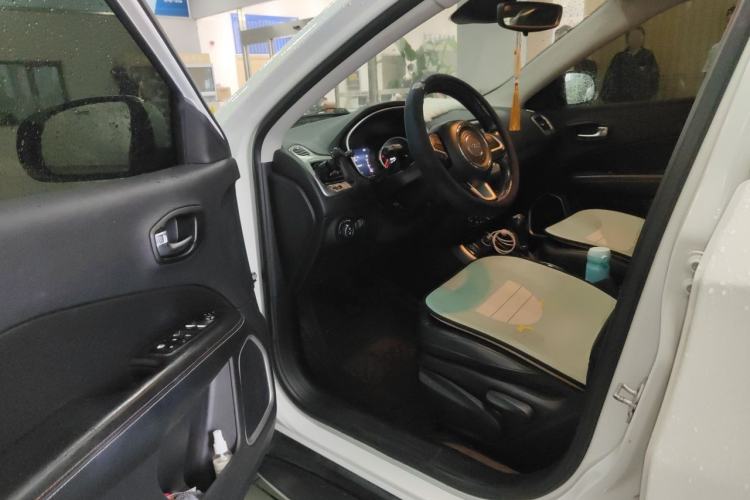Used Jeep Compass 2017 200T Automatic Family Edition Driver Seat