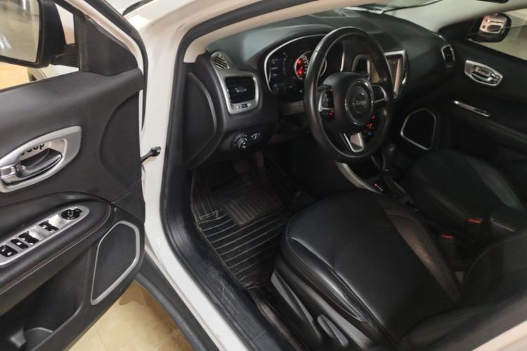 Used Jeep Compass 2017 200T Automatic Family Edition Driver Seat