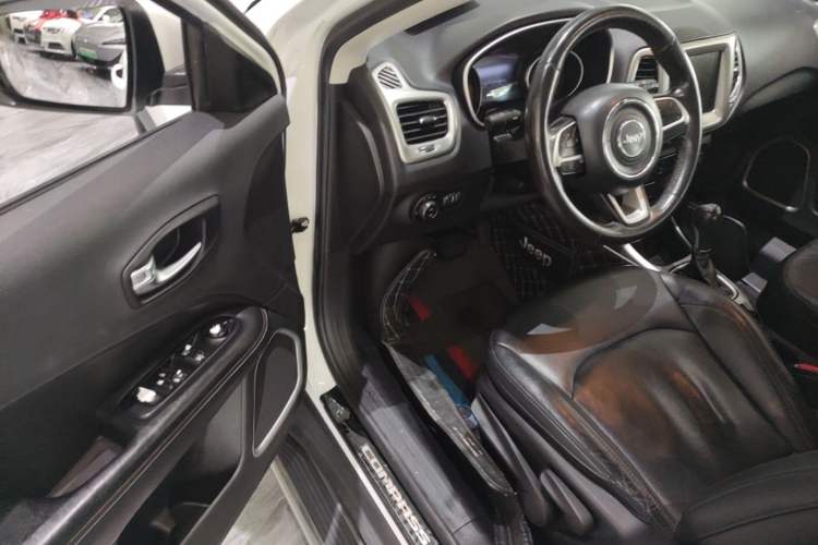 Used Jeep Compass 2017 200T Automatic Family Edition Driver Seat