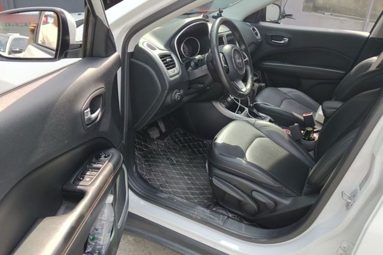 Used Jeep Compass 2017 200T Automatic Family Edition Driver Seat