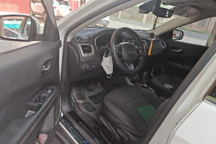 Used Jeep Compass 2017 200T Automatic Family Edition Driver Seat
