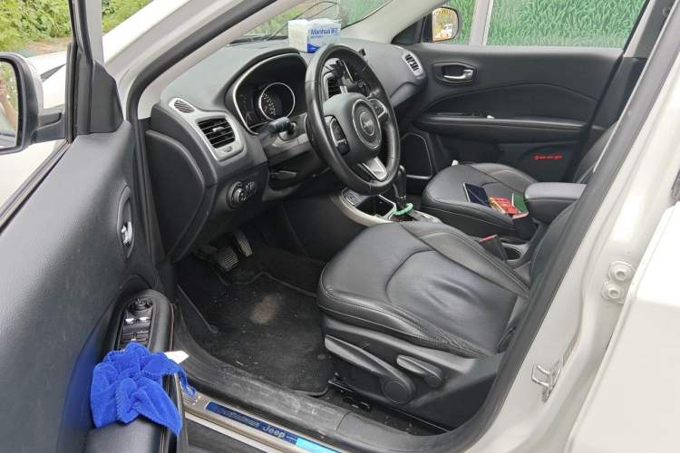 Used Jeep Compass 2017 200T Automatic Family Edition Driver Seat
