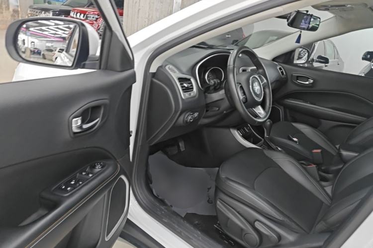 Used Jeep Compass 2017 200T Automatic Family Edition Driver Seat