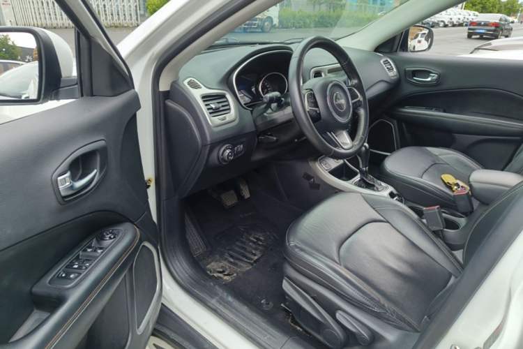 Used Jeep Compass 2017 200T Automatic Family Edition Driver Seat