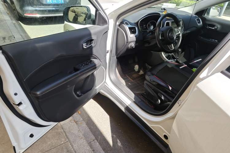 Used Jeep Compass 2017 200T Automatic Family Edition Driver Seat