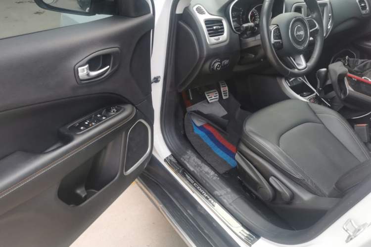Used Jeep Compass 2017 200T Automatic Family Edition Driver Seat