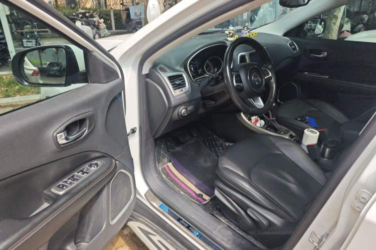 Used Jeep Compass 2017 200T Automatic Family Edition Driver Seat