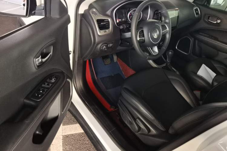 Used Jeep Compass 2017 200T Automatic Enjoyment Version Driver Seat