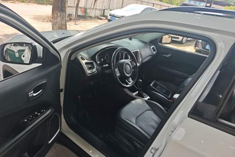 Used Jeep Compass 2017 200T Automatic Family Edition Driver Seat