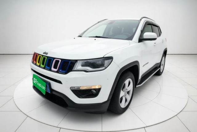 Jeep Compass 2017 200T Automatic Family Edition d’occasion