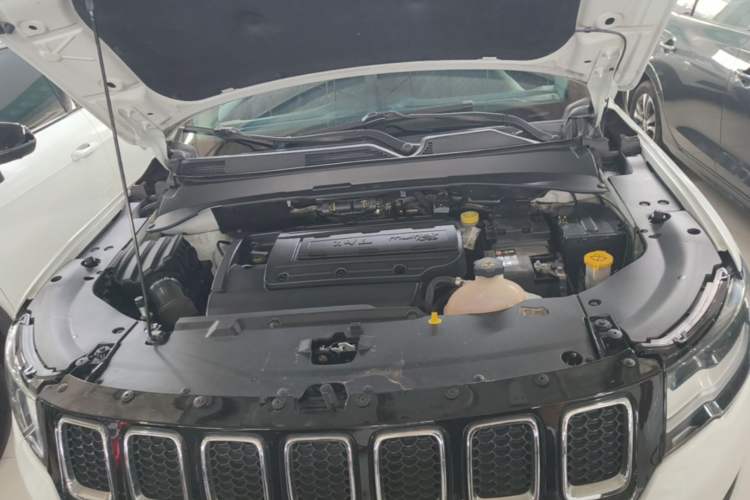 Used Jeep Compass 2017 200T Automatic Family Edition Engine Bay