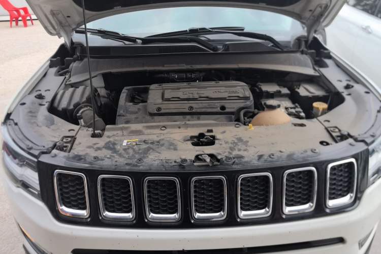 Used Jeep Compass 2017 200T Automatic Enjoyment Version Engine Bay