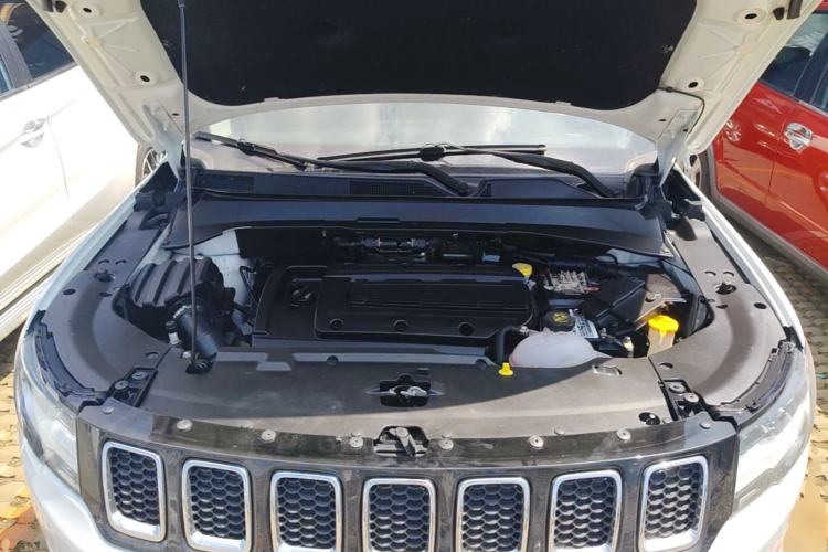 Used Jeep Compass 2017 200T Automatic Family Enjoyment Four-Wheel Drive Edition Engine Bay
