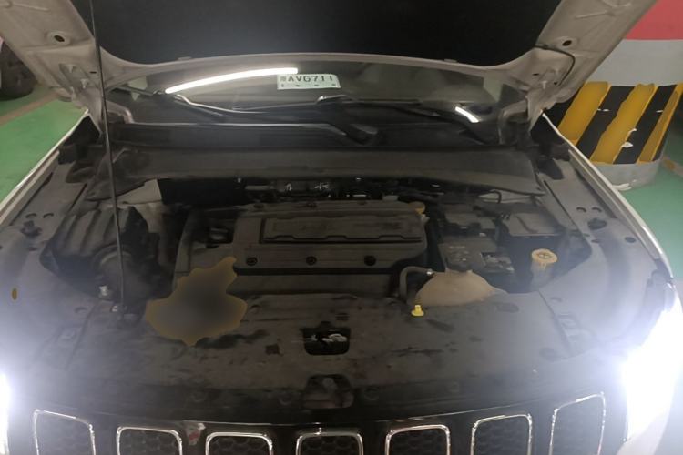 Used Jeep Compass 2017 200T Automatic Family Edition Engine Bay