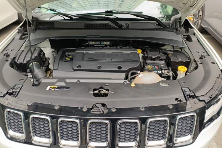 Used Jeep Compass 2017 200T Automatic Family Edition Engine Bay