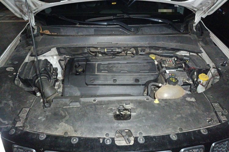 Used Jeep Compass 2017 200T Automatic Family Edition Engine Bay
