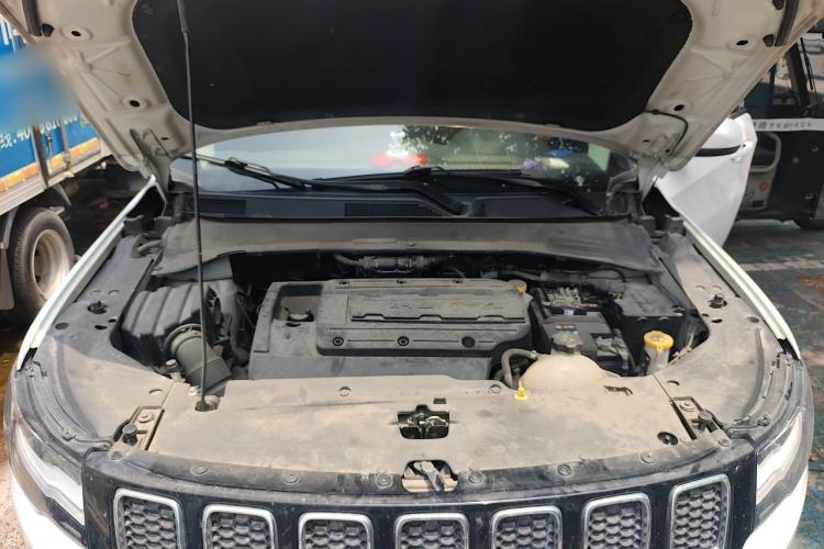 Used Jeep Compass 2017 200T Automatic Enjoyment Version Engine Bay