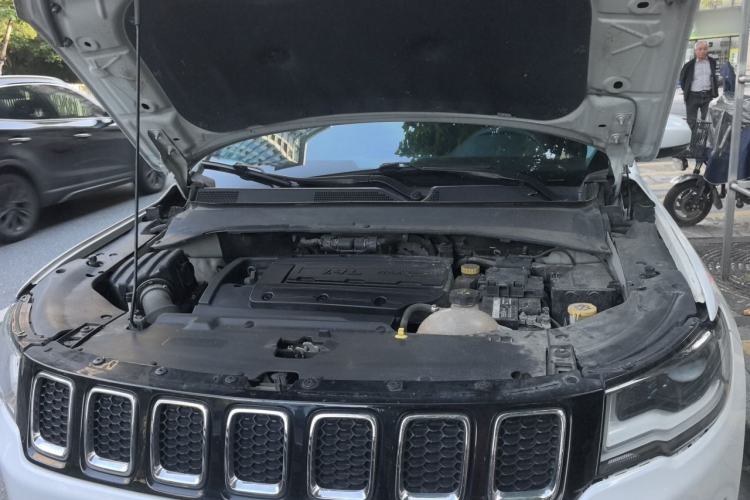 Used Jeep Compass 2017 200T Automatic Enjoyment Version Engine Bay