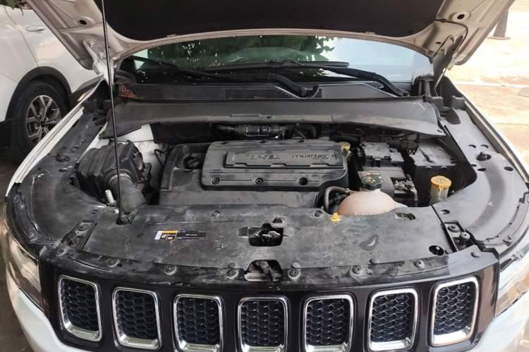 Used Jeep Compass 2017 200T Automatic Family Edition Engine Bay