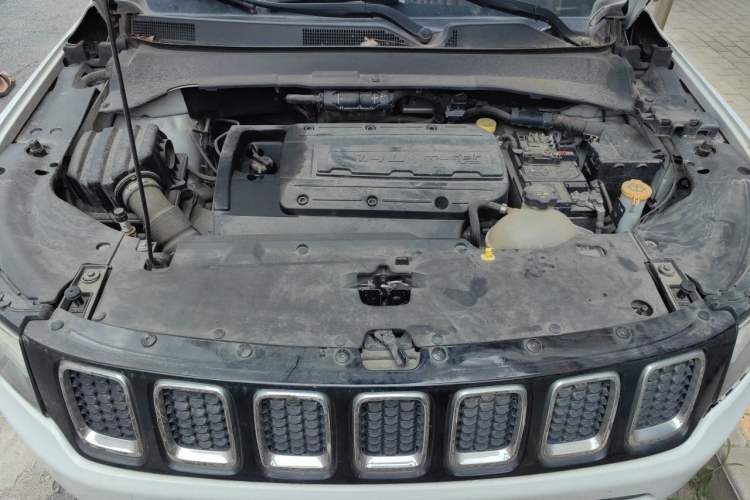 Used Jeep Compass 2017 200T Automatic Family Enjoyment Four-Wheel Drive Edition Engine Bay