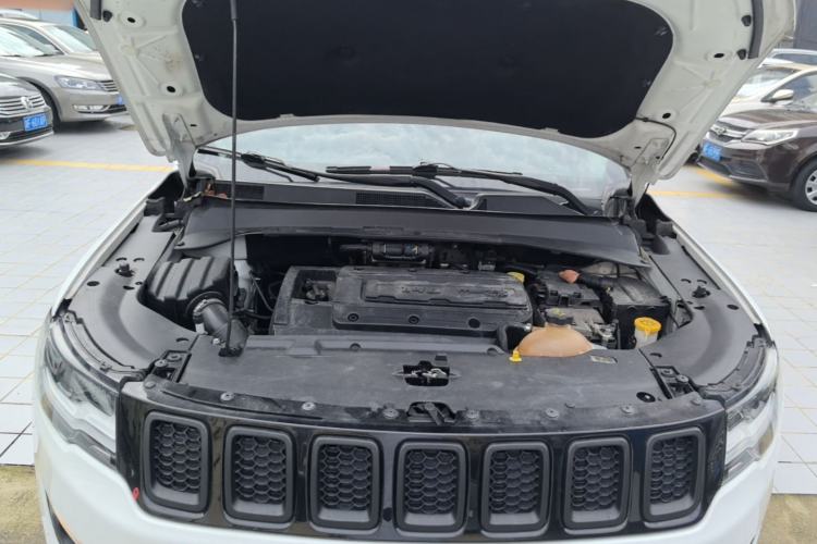 Used Jeep Compass 2017 200T Automatic Family Enjoyment Four-Wheel Drive Edition Engine Bay