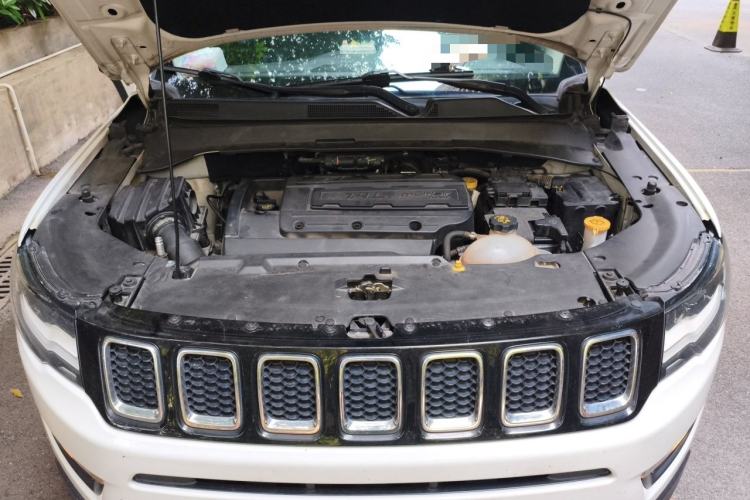 Used Jeep Compass 2017 200T Automatic Family Edition Engine Bay