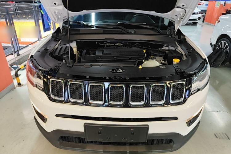 Used Jeep Compass 2017 200T Automatic Family Edition Engine Bay